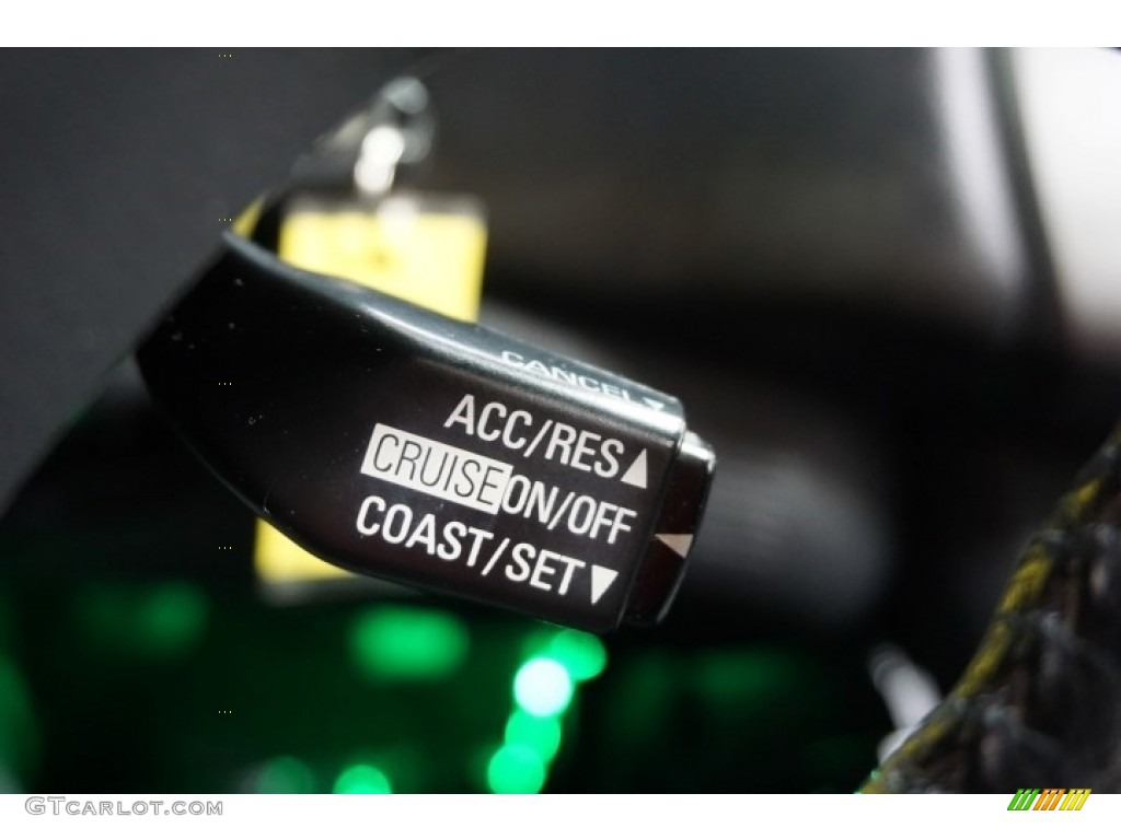 2007 Eclipse SE Coupe - Sunset Pearlescent / Dark Charcoal photo #26