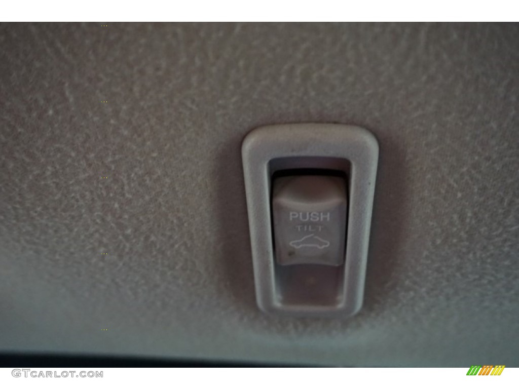 2007 Eclipse SE Coupe - Sunset Pearlescent / Dark Charcoal photo #37