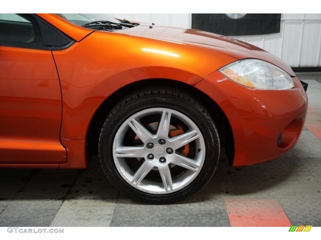 2007 Eclipse SE Coupe - Sunset Pearlescent / Dark Charcoal photo #47