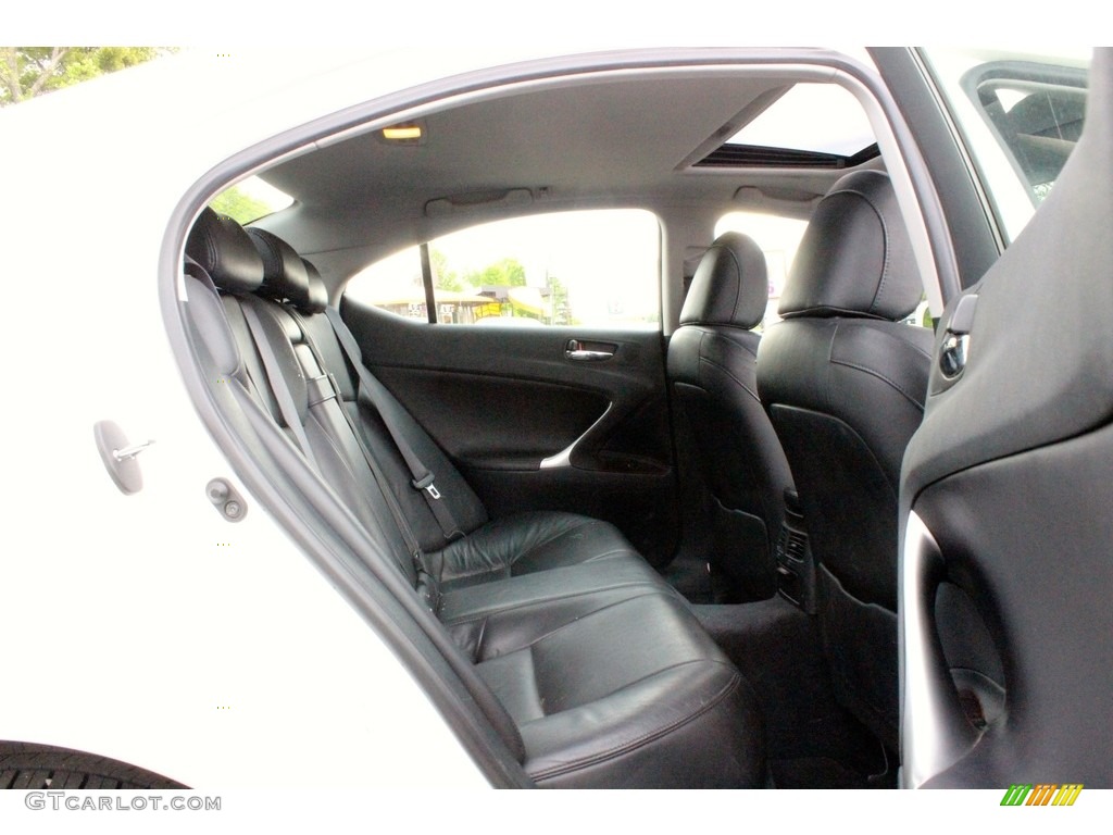 2006 IS 250 AWD - Crystal White / Black photo #30