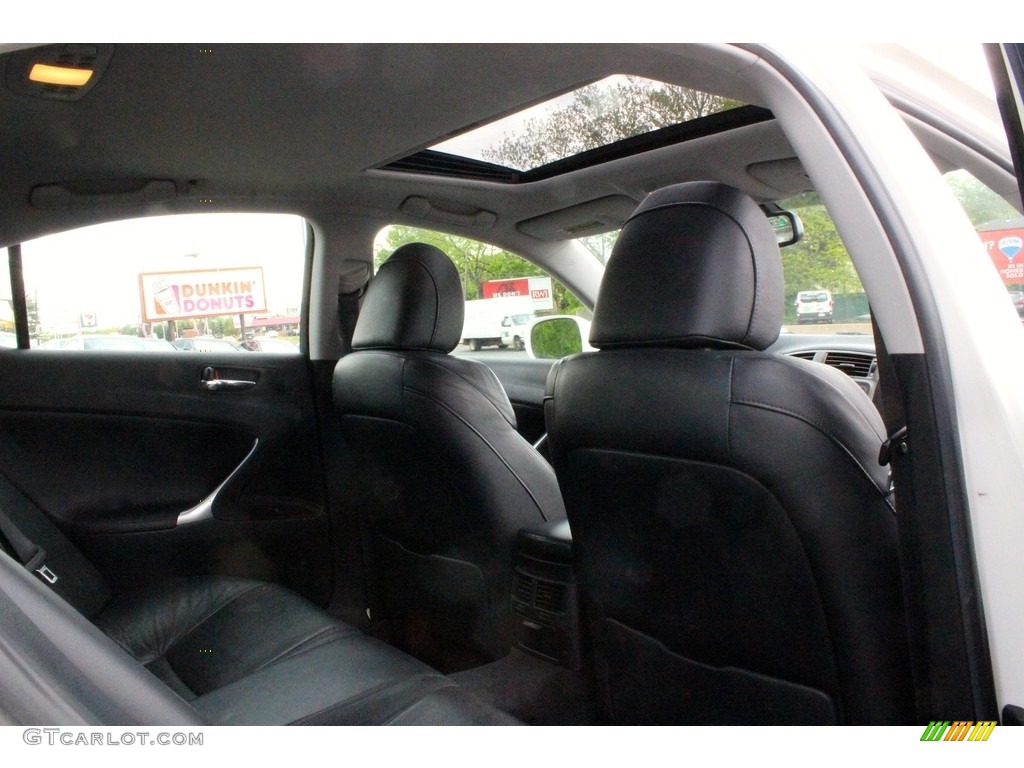 2006 IS 250 AWD - Crystal White / Black photo #31