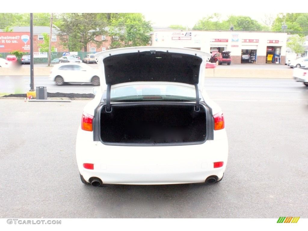 2006 IS 250 AWD - Crystal White / Black photo #34
