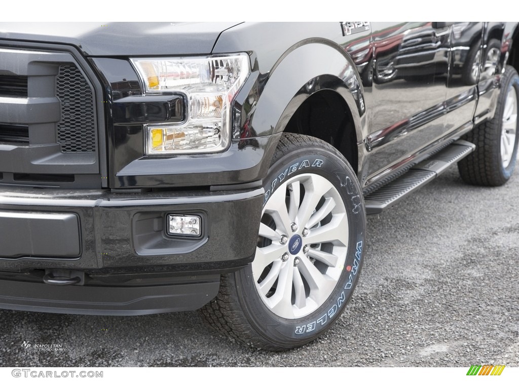 2016 F150 XL SuperCab 4x4 - Shadow Black / Medium Earth Gray photo #2