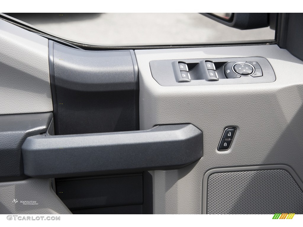 2016 F150 XL SuperCab 4x4 - Shadow Black / Medium Earth Gray photo #4