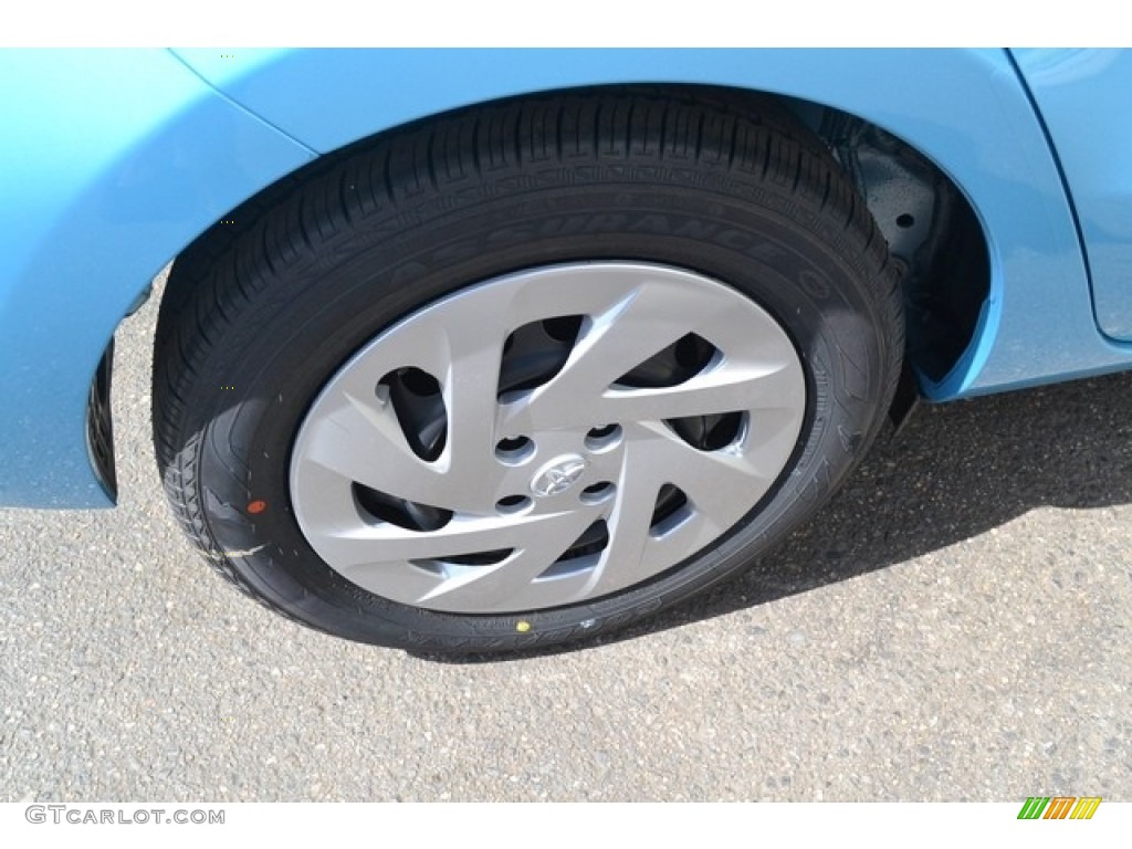 2016 Prius c Two - Sparkling Sea Metallic / Black photo #9