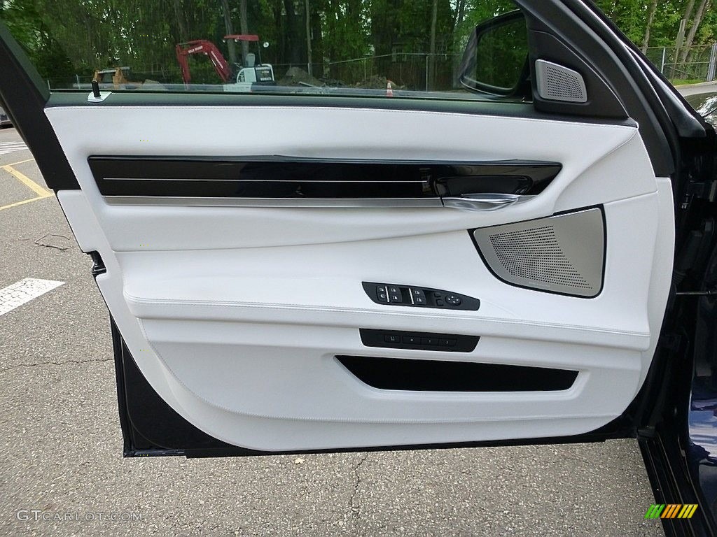 2013 BMW 7 Series 750i xDrive Sedan Door Panel Photos