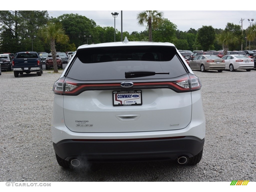 2016 Edge SE - Oxford White / Dune photo #4