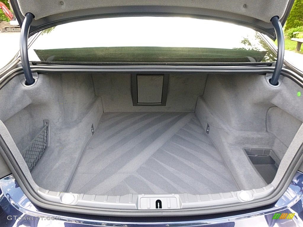 2013 BMW 7 Series 750i xDrive Sedan Trunk Photos