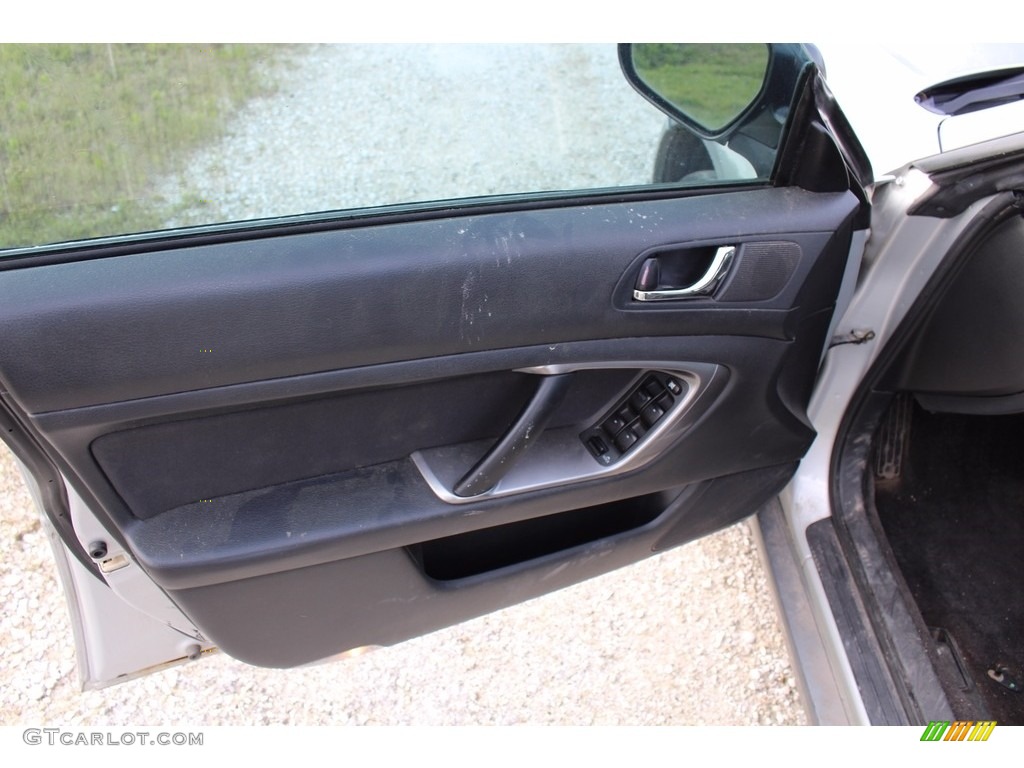 2005 Outback 2.5i Wagon - Brilliant Silver Metallic / Off Black photo #19