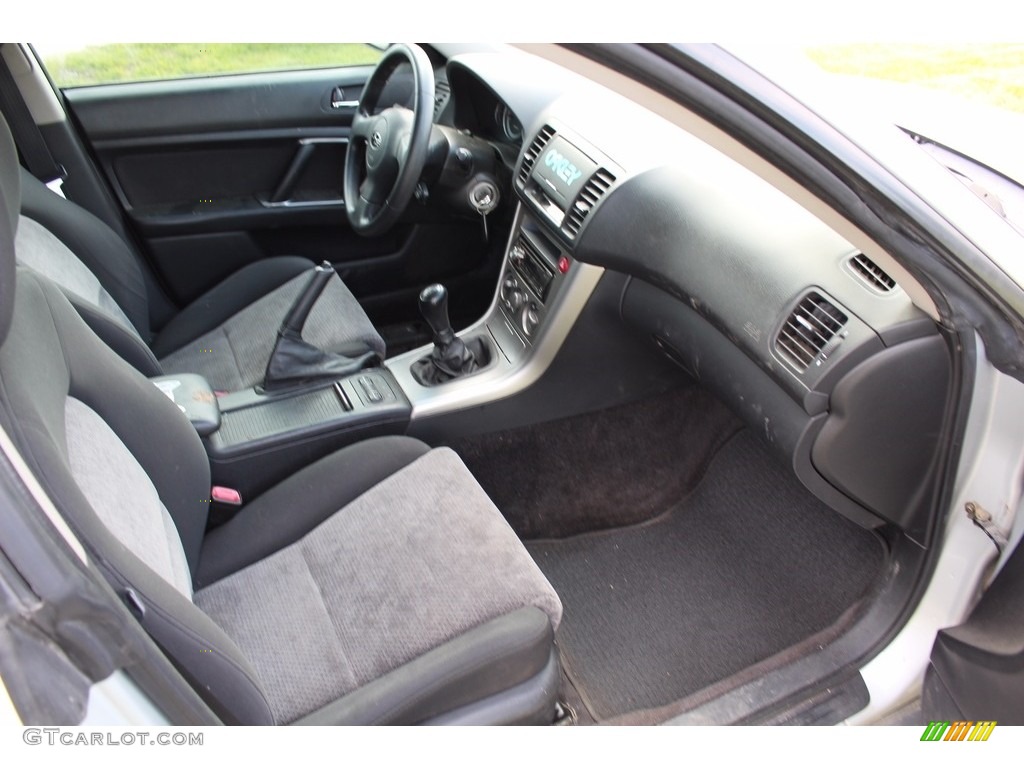 2005 Outback 2.5i Wagon - Brilliant Silver Metallic / Off Black photo #27