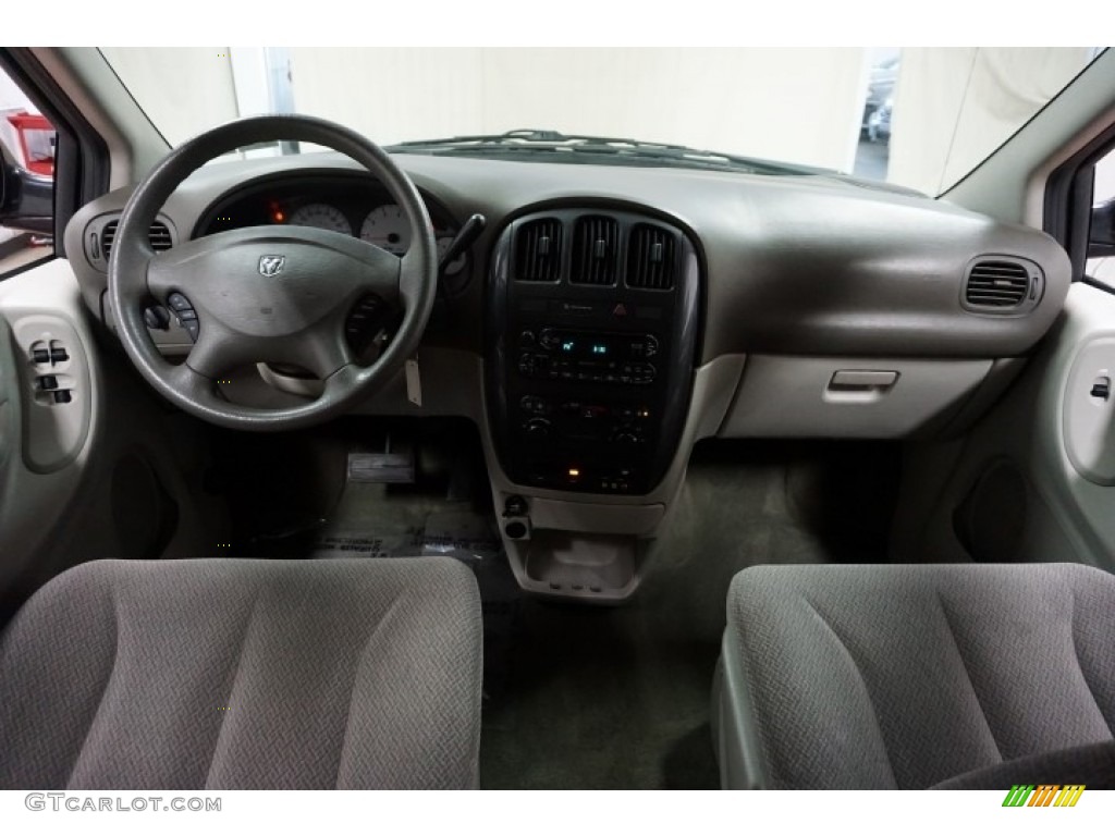 2005 Caravan SXT - Magnesium Green Pearl / Medium Slate Gray photo #28