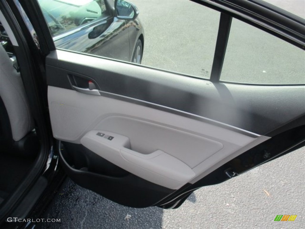 2017 Elantra Limited - Black / Gray photo #13