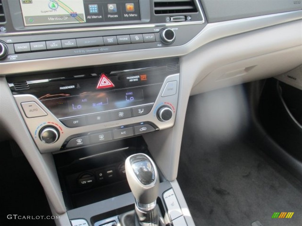 2017 Elantra Limited - Black / Gray photo #20