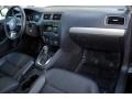 Black Uni - Jetta SE Sedan Photo No. 17