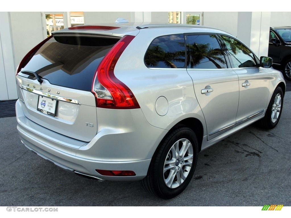 2016 XC60 T5 Drive-E - Bright Silver Metallic / Beige photo #9