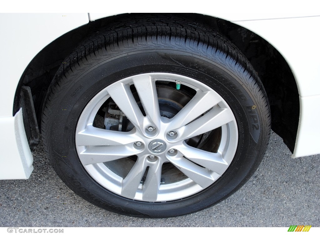 2013 Quest 3.5 LE - Pearl White / Gray photo #11