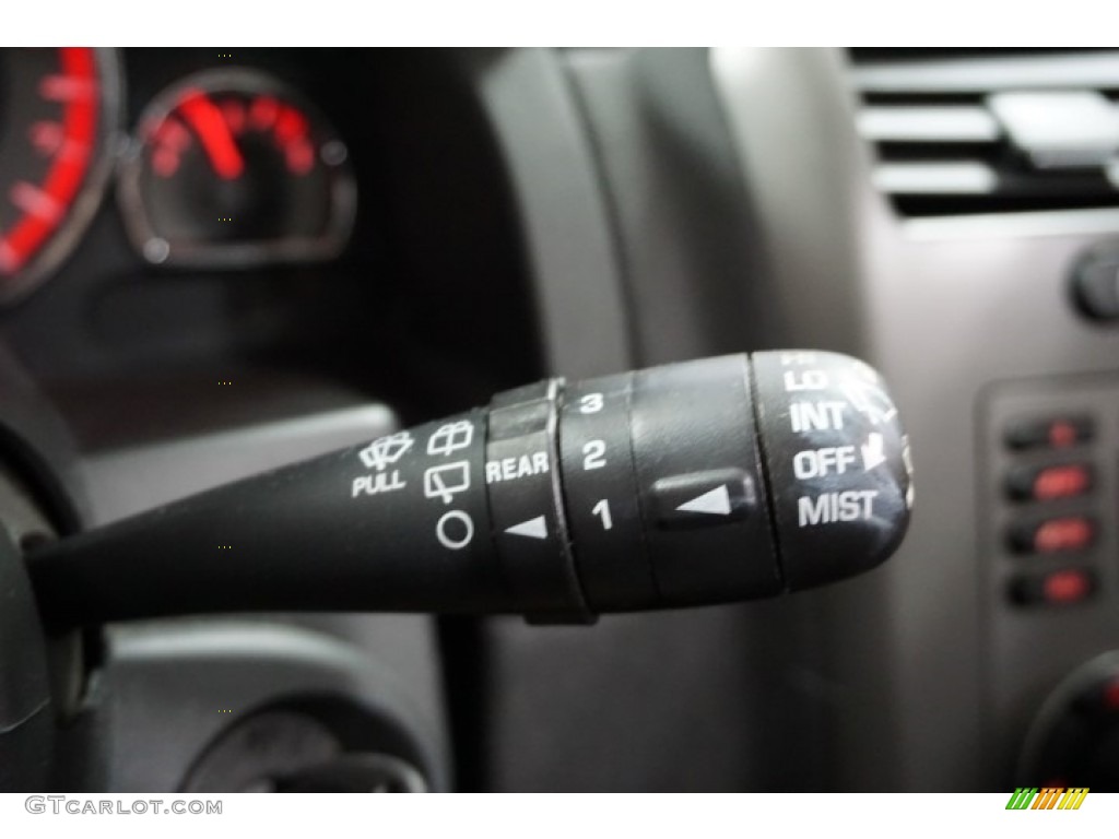 2006 Torrent  - Silver Alloy Metallic / Ebony Black photo #28