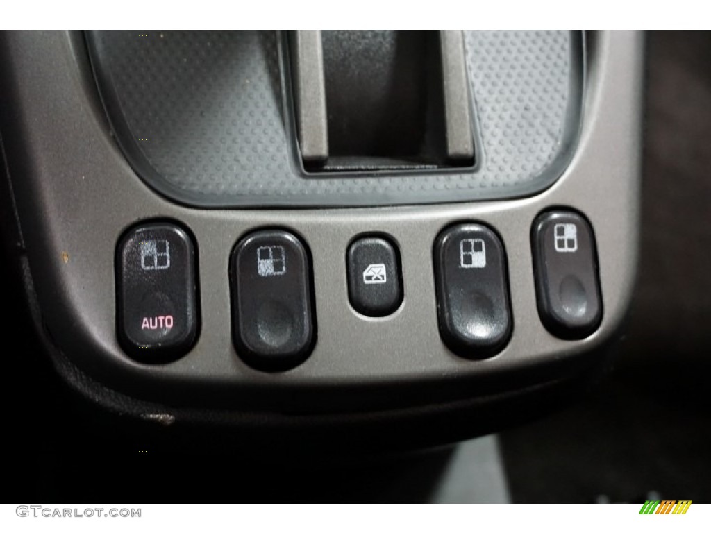 2006 Torrent  - Silver Alloy Metallic / Ebony Black photo #35