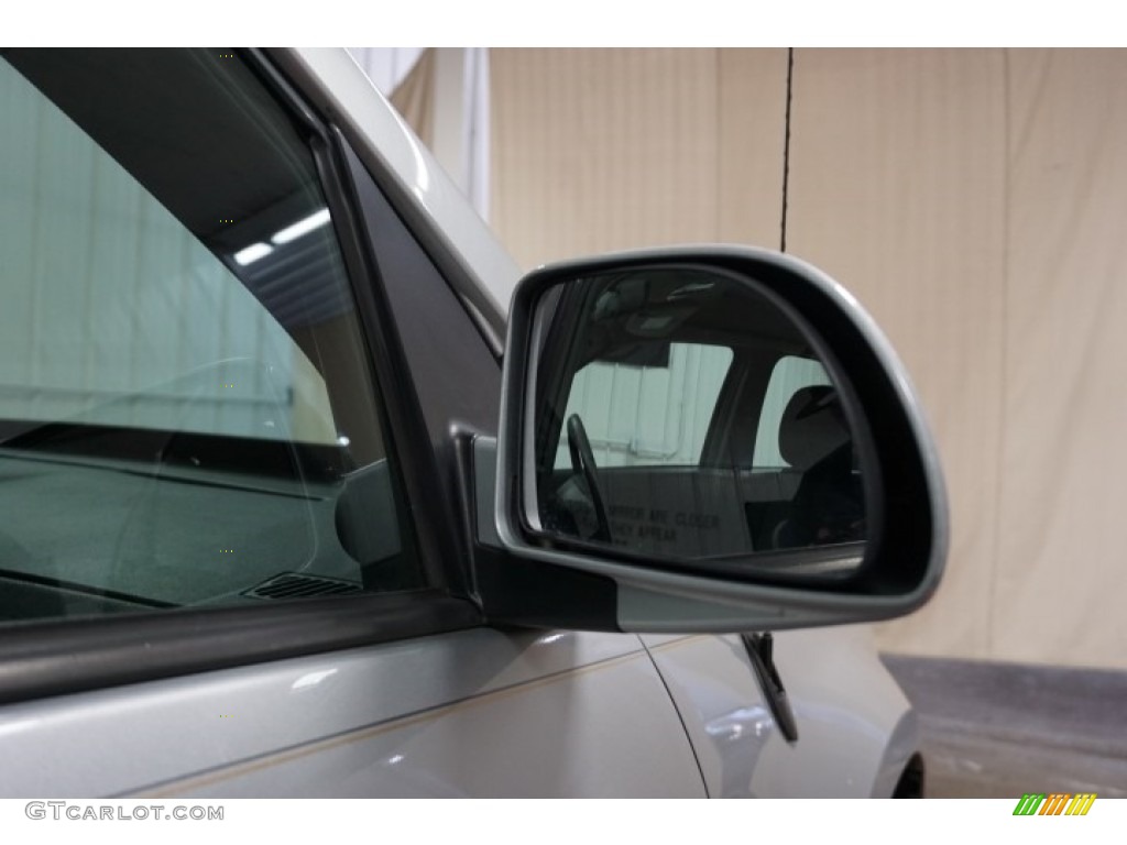 2006 Torrent  - Silver Alloy Metallic / Ebony Black photo #49