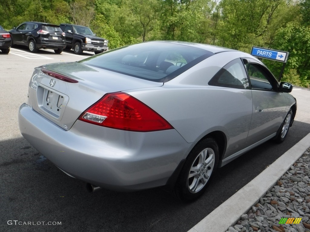 2007 Accord LX Coupe - Alabaster Silver Metallic / Gray photo #6
