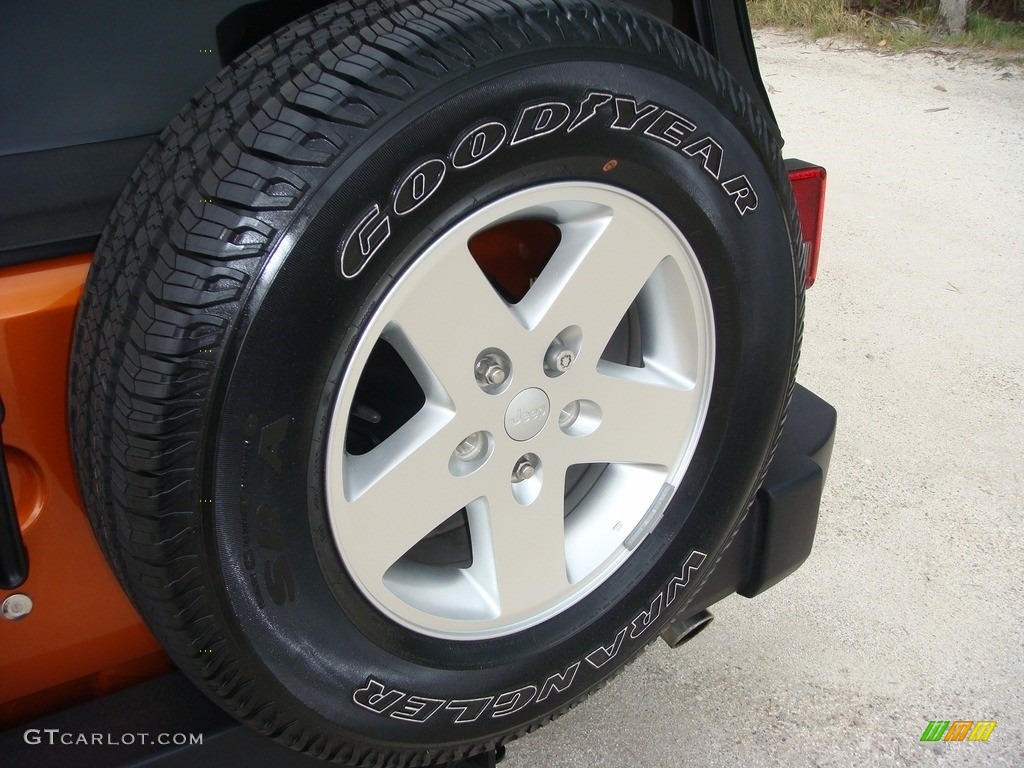 2010 Wrangler Unlimited Sport - Mango Tango Pearl / Dark Slate Gray/Medium Slate Gray photo #15