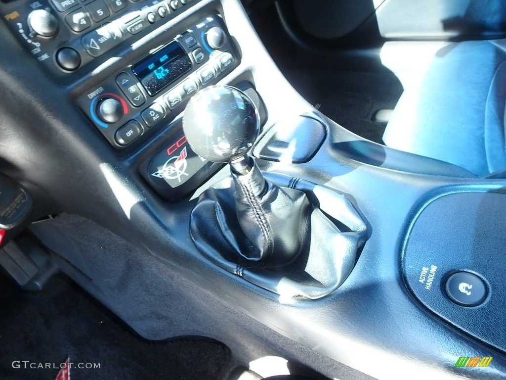 2004 Corvette Coupe - Machine Silver Metallic / Black photo #19