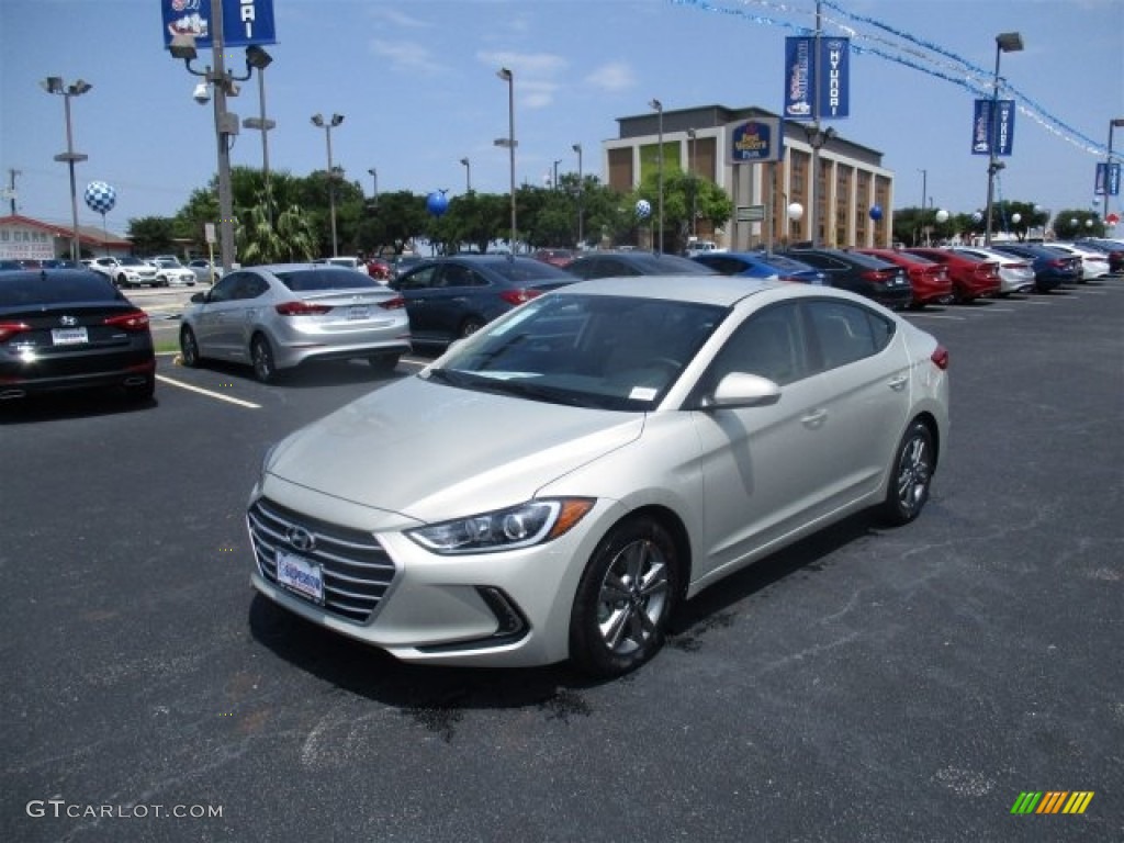 2017 Elantra SE - Beige / Beige photo #3