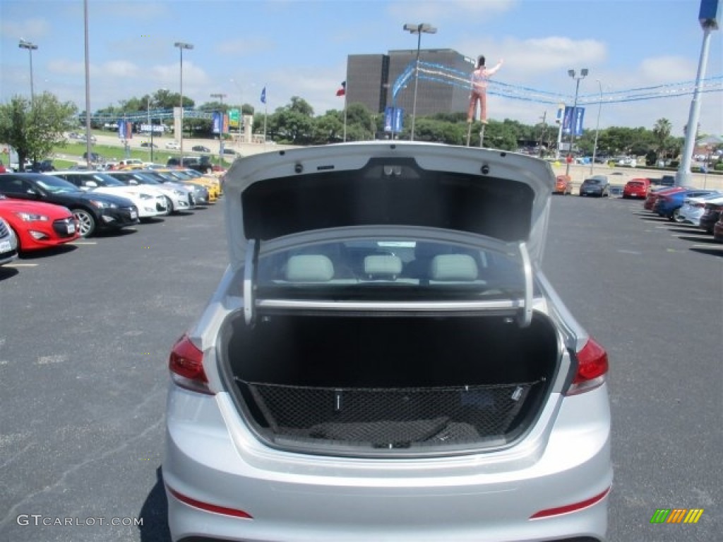 2017 Elantra Limited - Silver / Gray photo #9