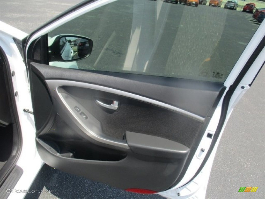 2016 Elantra GT  - Ceramic White / Black photo #11