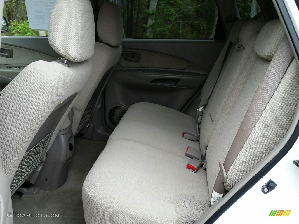 2005 Tucson GL - Nordic White / Gray photo #21