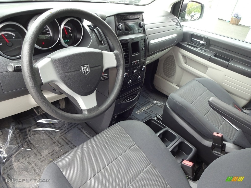 2009 Dodge Grand Caravan SE Interior Color Photos