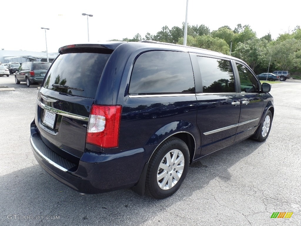 2015 Town & Country Touring - True Blue Pearl / Black/Light Graystone photo #11