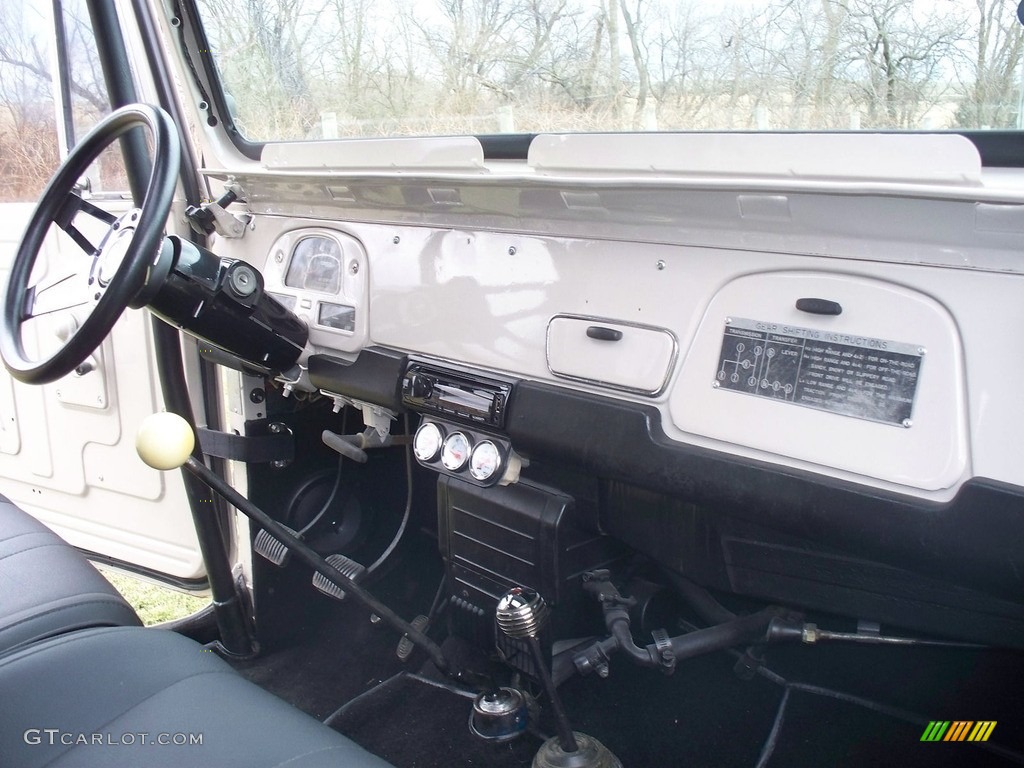 1969 Toyota Land Cruiser FJ40 Black Dashboard Photo #113172808