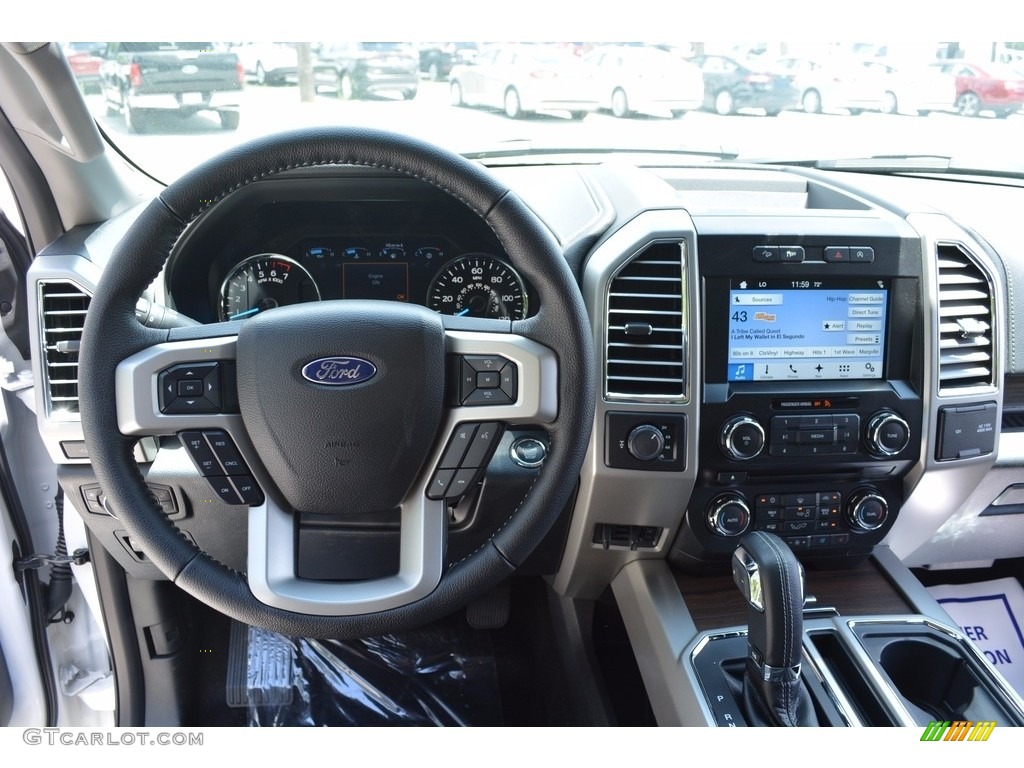 2016 F150 Lariat SuperCrew 4x4 - White Platinum / Black photo #13