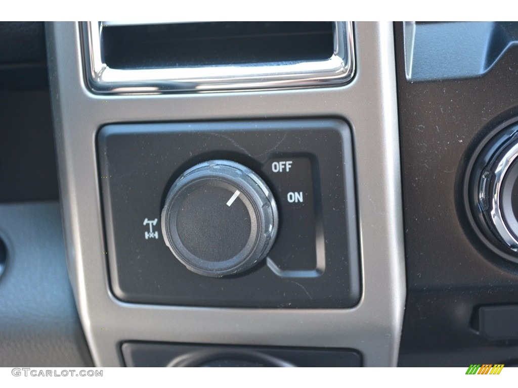 2016 F150 Lariat SuperCrew - White Platinum / Medium Earth Gray photo #33