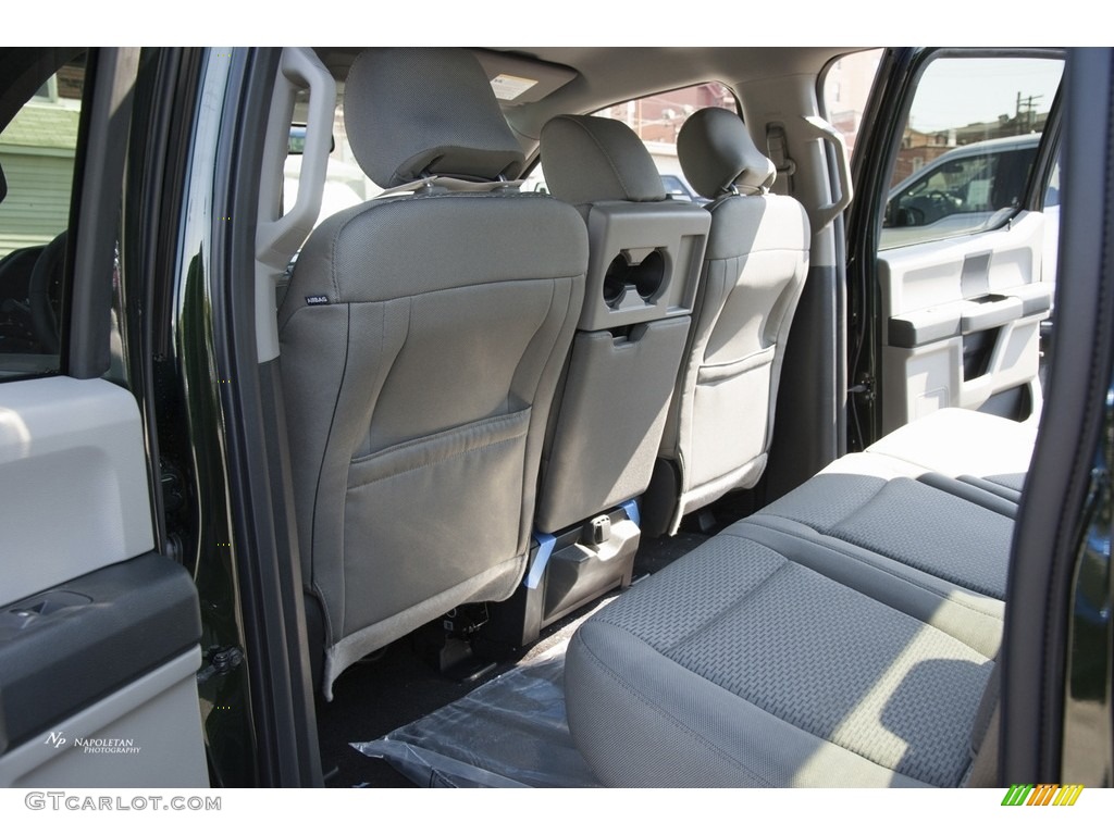 2016 F150 XLT SuperCrew 4x4 - Green Gem / Medium Earth Gray photo #9