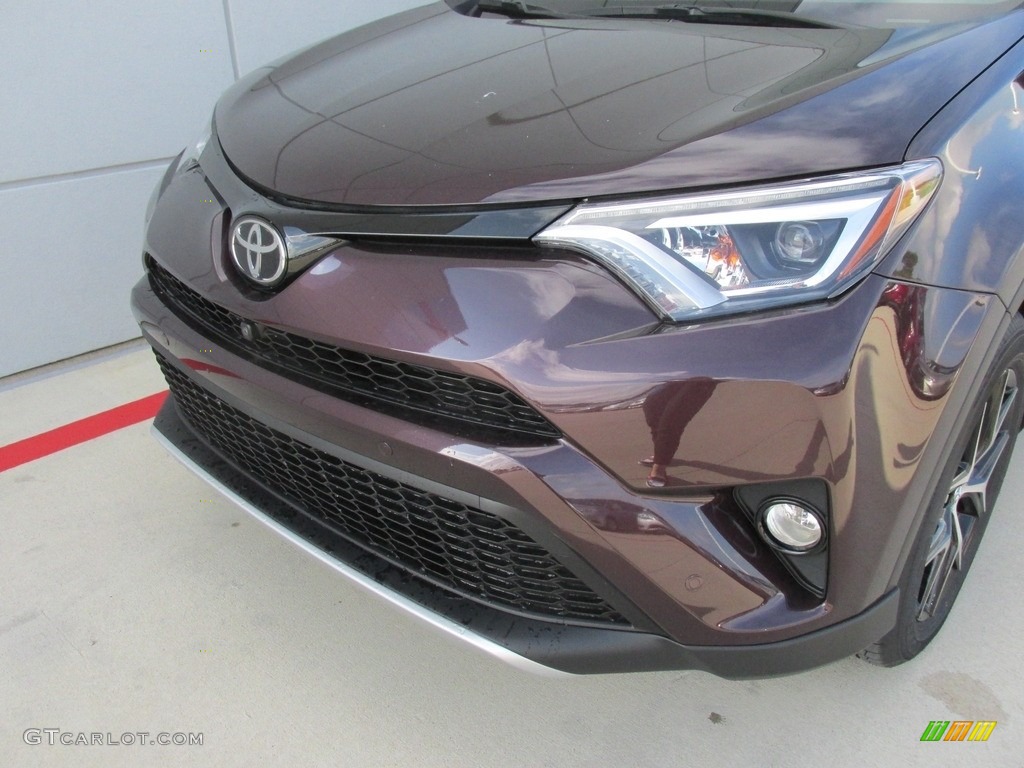 2016 RAV4 SE - Black Currant Metallic / Black photo #10