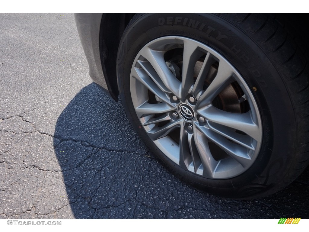 2015 Camry SE - Predawn Gray Mica / Black photo #12