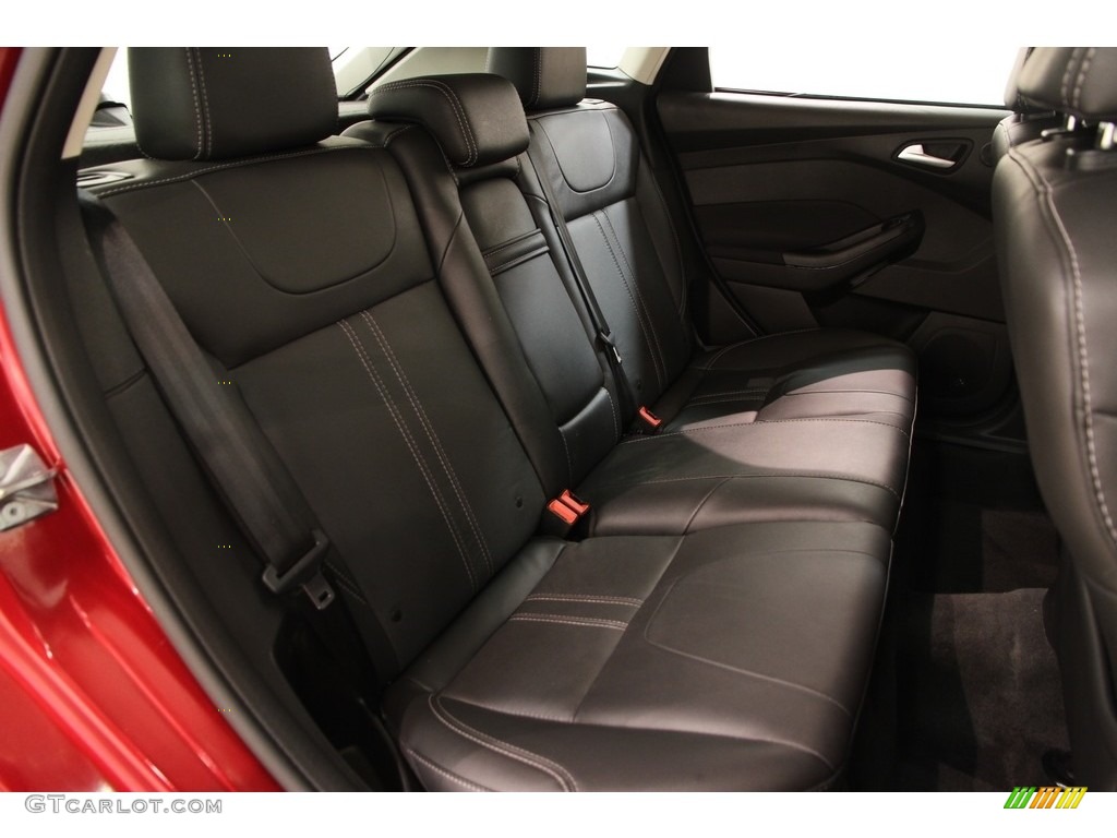 2013 Focus Titanium Hatchback - Ruby Red / Charcoal Black photo #15