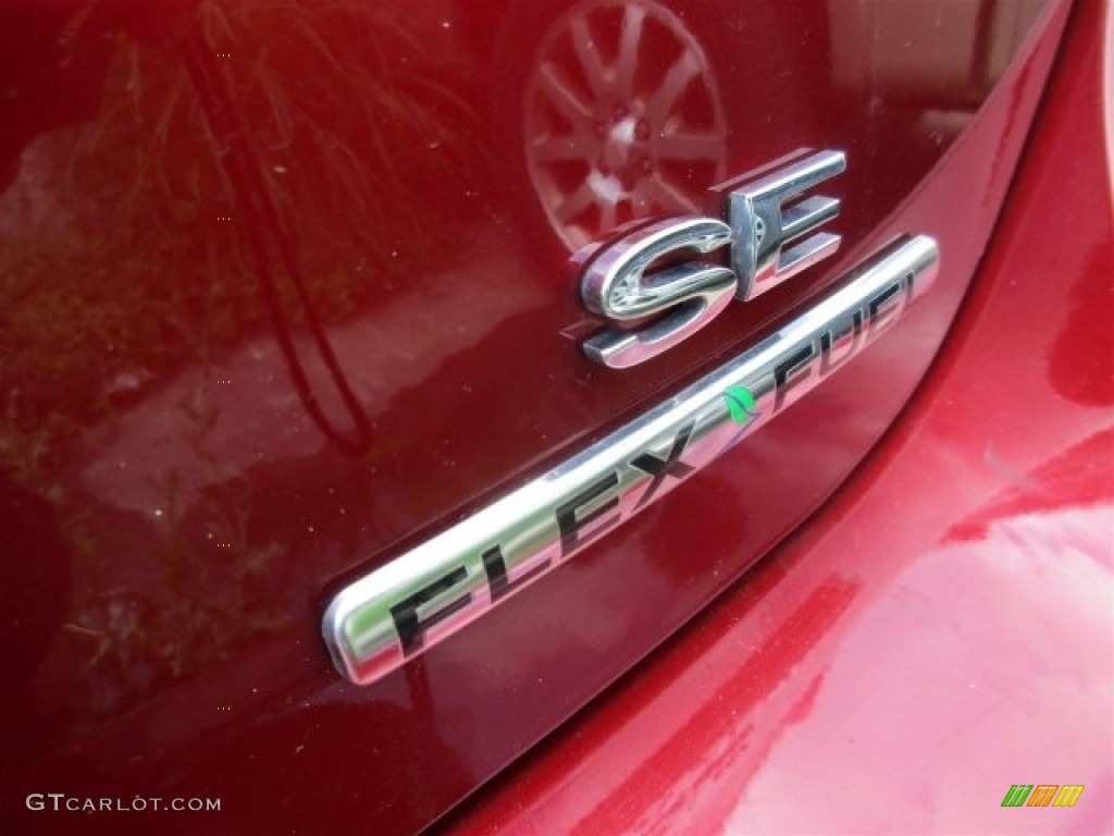 2015 Focus SE Hatchback - Race Red / Charcoal Black photo #6