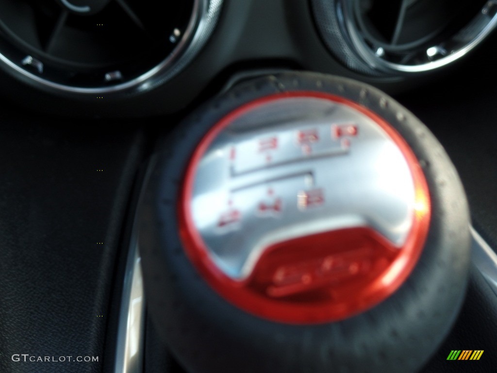 2016 Camaro SS Coupe - Black / Jet Black photo #32
