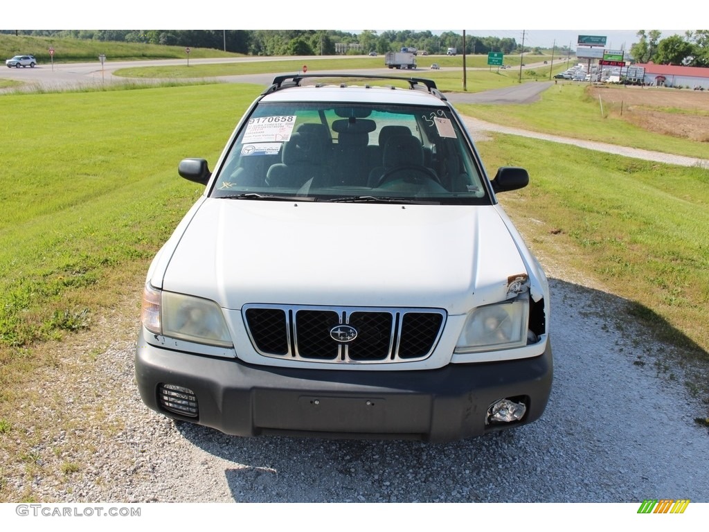 2001 Forester 2.5 L - Aspen White / Gray photo #6