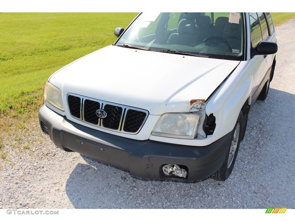 2001 Forester 2.5 L - Aspen White / Gray photo #8