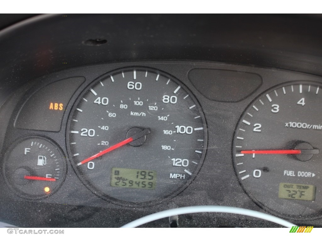 2001 Forester 2.5 L - Aspen White / Gray photo #23