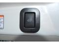 Blizzard White Pearl - Sienna XLE Photo No. 13