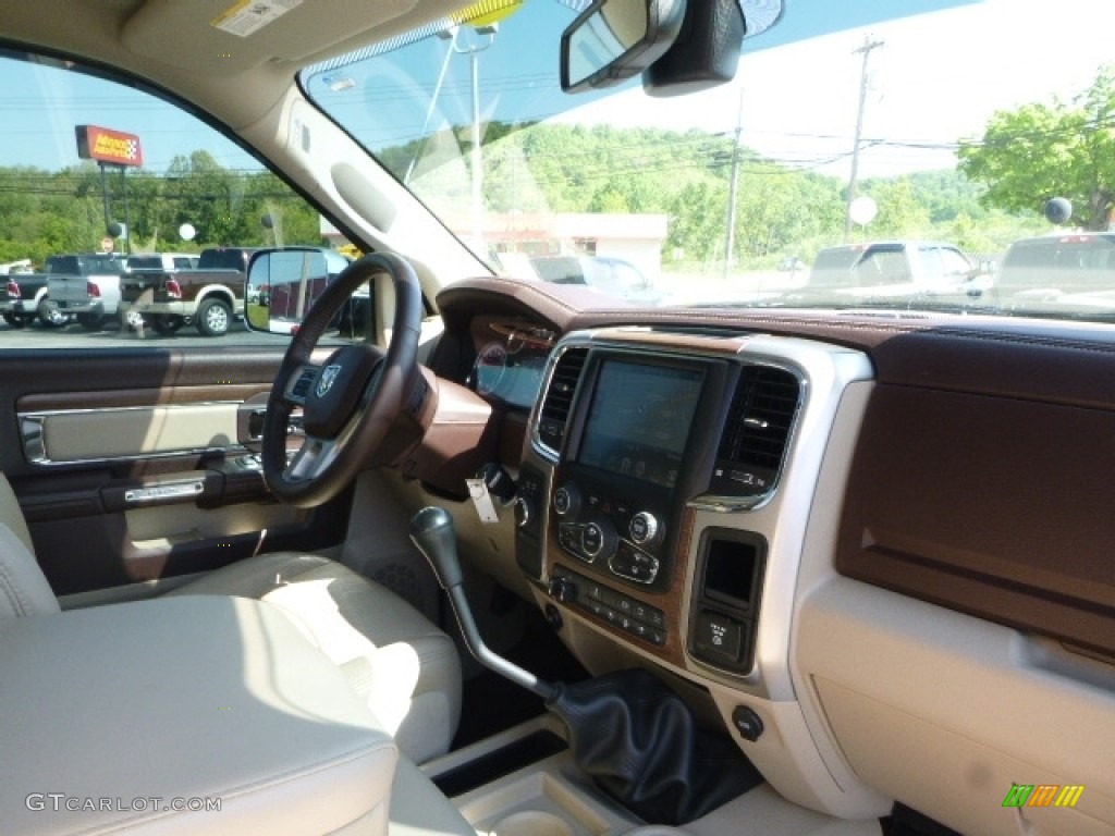 2015 2500 Laramie Crew Cab 4x4 - Western Brown / Canyon Brown/Light Frost Beige photo #12