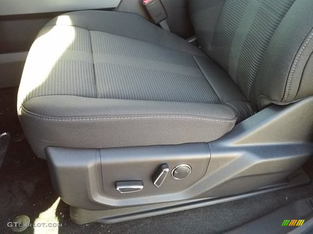 2016 F150 XLT SuperCrew 4x4 - Oxford White / Black photo #7