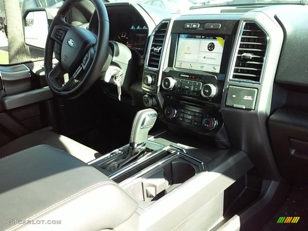 2016 F150 XLT SuperCrew 4x4 - Oxford White / Black photo #8