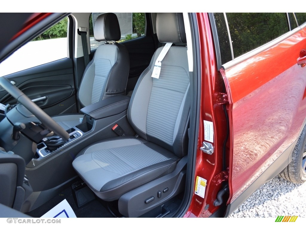 2017 Escape SE - Ruby Red / Medium Light Stone photo #18