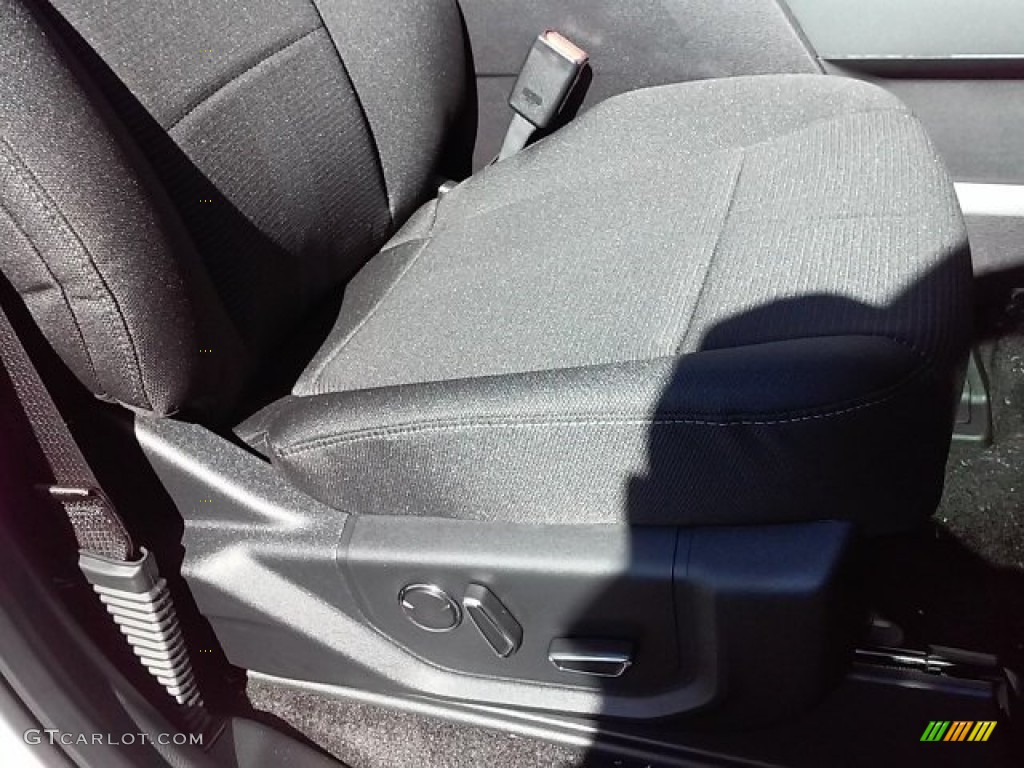 2016 F150 XLT SuperCrew 4x4 - Oxford White / Black photo #11